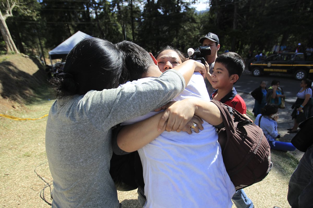 Cuarenta niñas han muerto por la tragedia en el Hogar Seguro. (Foto Prensa Libre: Hemeroteca PL)