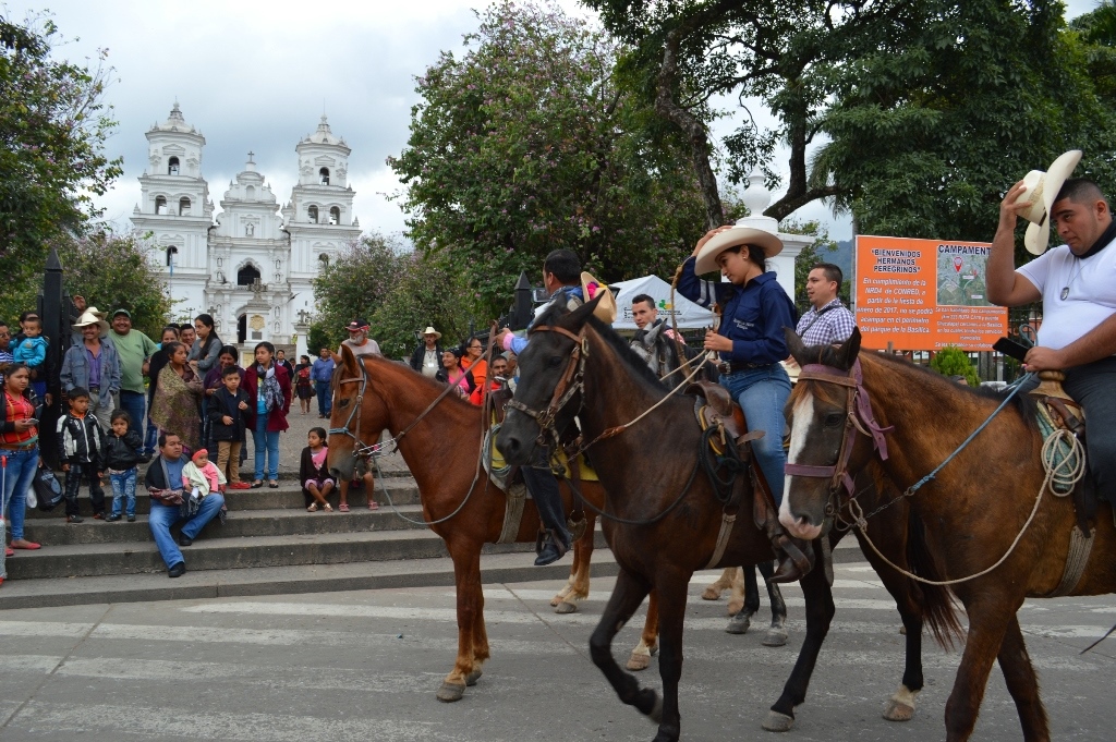 Peregrinación llega a la Basílica de Esquipulas. (Foto Prensa Libre: Mario Morales).