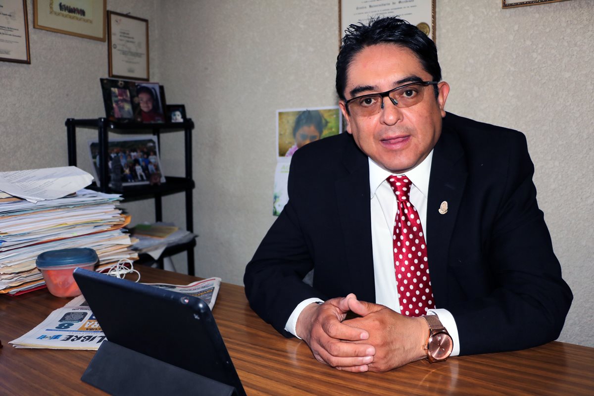 Augusto Jordán Rodas Andrade se retiró de la política luego de perder la candidatura a la Alcaldía de Xela. (Foto Prensa Libre: Carlos Ventura)