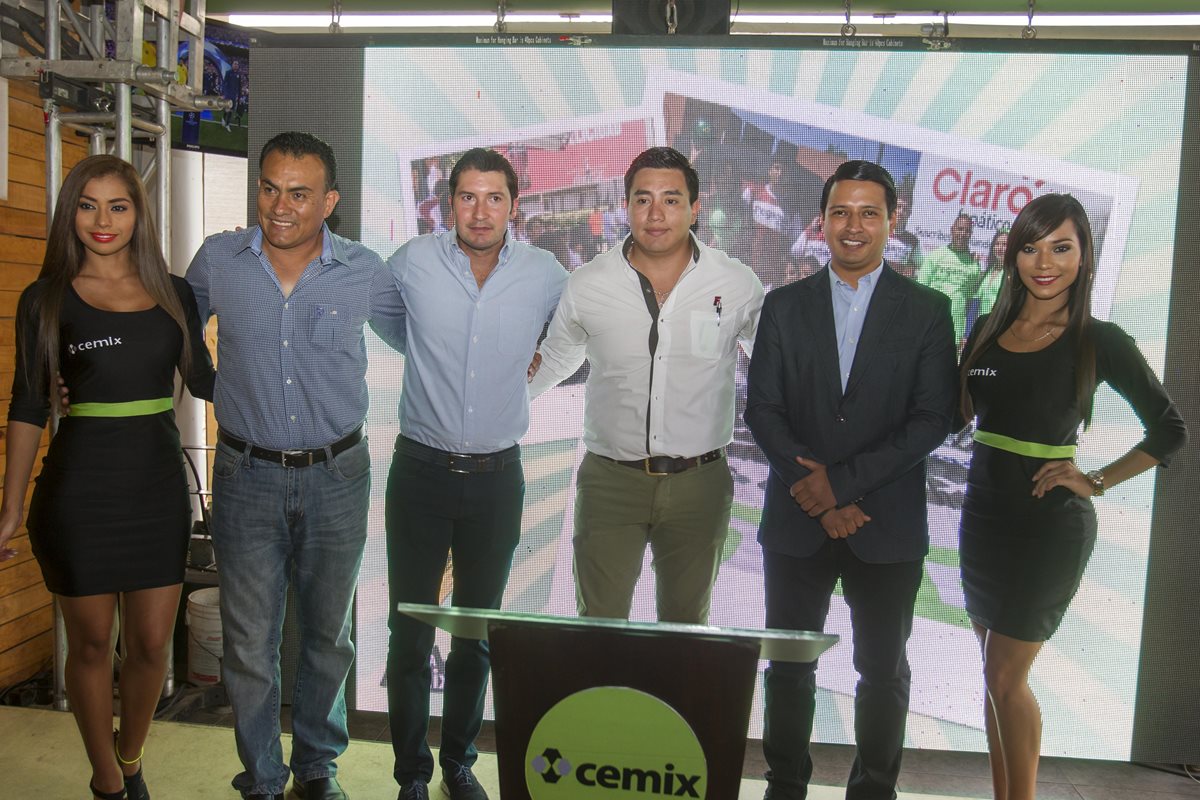 Presentan la segunda edición de la Copa Cemix. (Foto Prensa Libre: Norvin Mendoza)