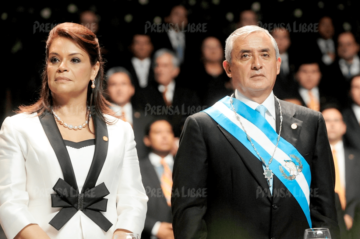 Los lujos de Roxana Baldetti y Otto Pérez Molina se pagaron con dinero ilícito. (Foto Prensa Libre: Hemeroteca PL)