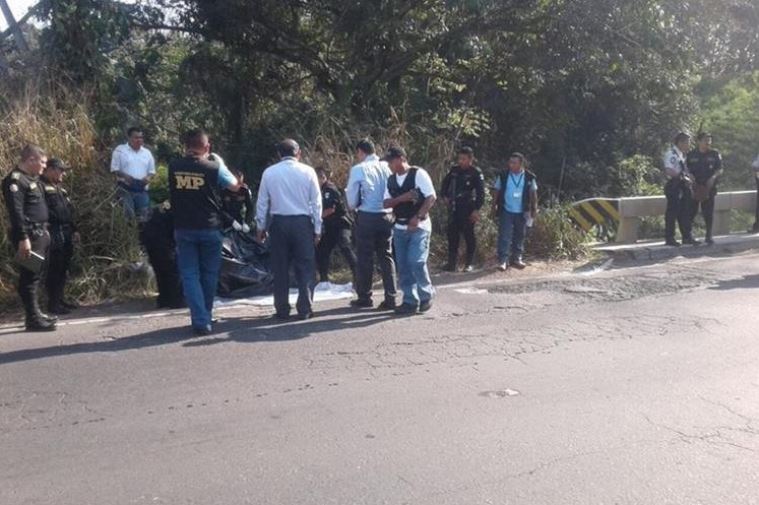 El cadáver del alcalde de Samayac, Suchitepéquez, Valeriano Rodríguez, fue localizado en un camino de Mazatengango. (Foto Prensa Libre: Hemeroteca)