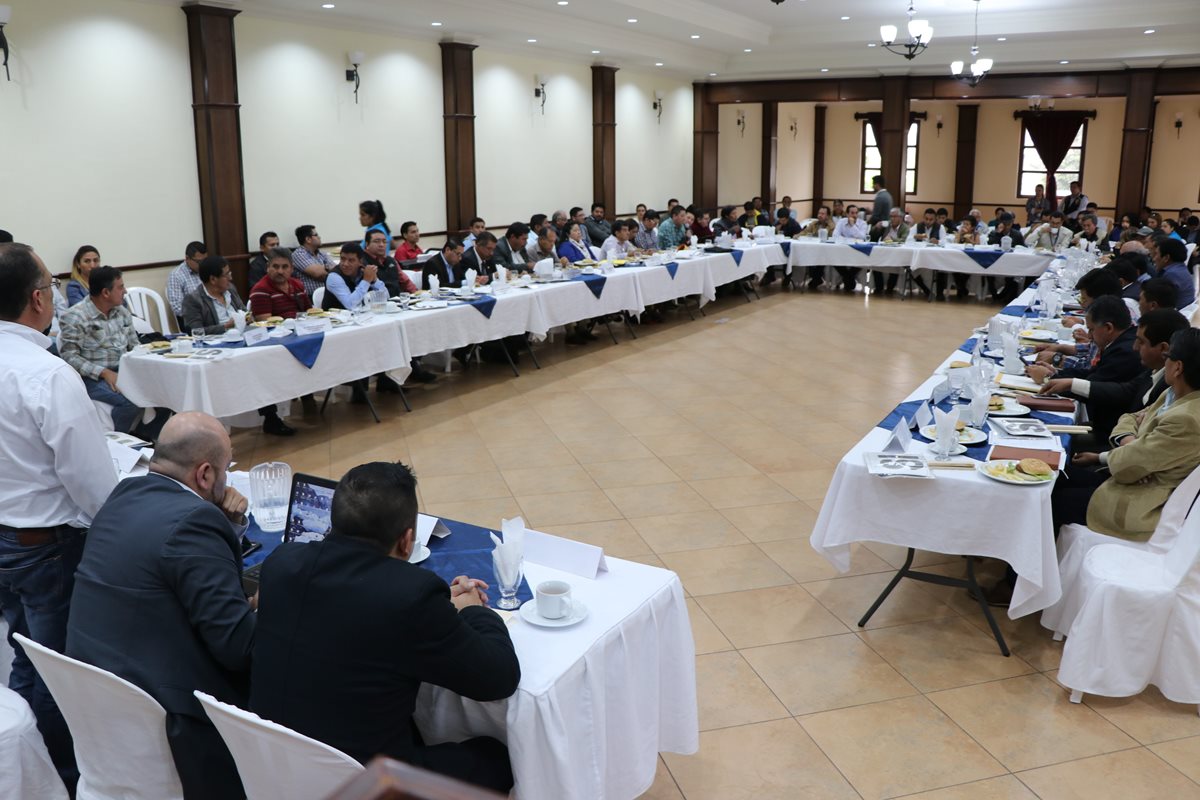 Gobernador de San Marcos anuncia que renunciará si no avanza la ejecución de proyectos. (Foto Prensa Libre: Whitmer Barrera)