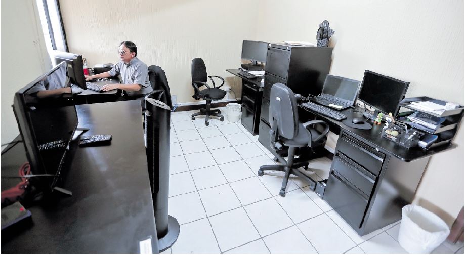 La Unidad de Medios del Tribunal Supremo Electoral aún no cuenta con equipo ni recurso humano suficiente para operar. (Foto Prensa Libre: Juan Diego González)