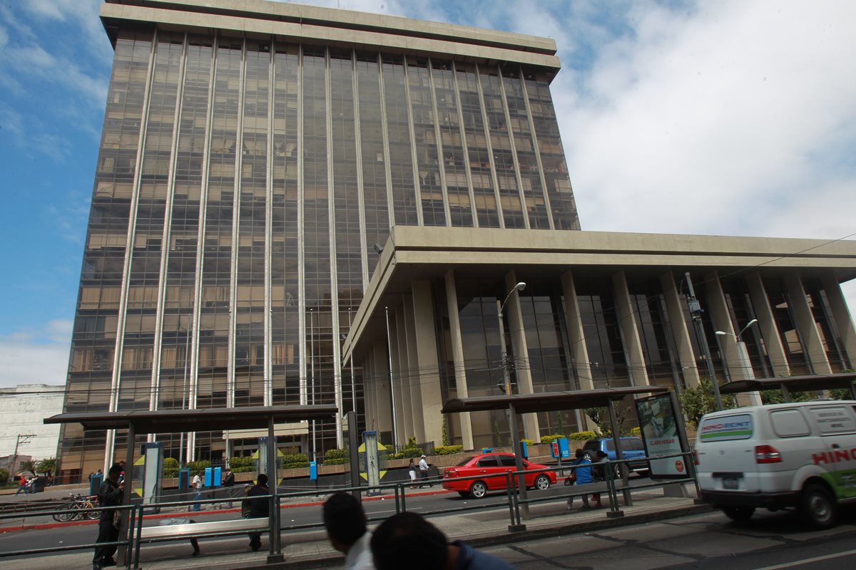 Finanzas busca aportes privados en bonos para el financiamiento del sector público. (Foto Prensa Libre: Hemeroteca PL)