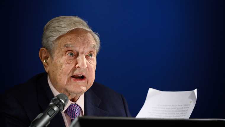 George Soros, el controversial multimillonario, querido y odiado en todo el mundo. (Foto Prensa Libre: AFP)