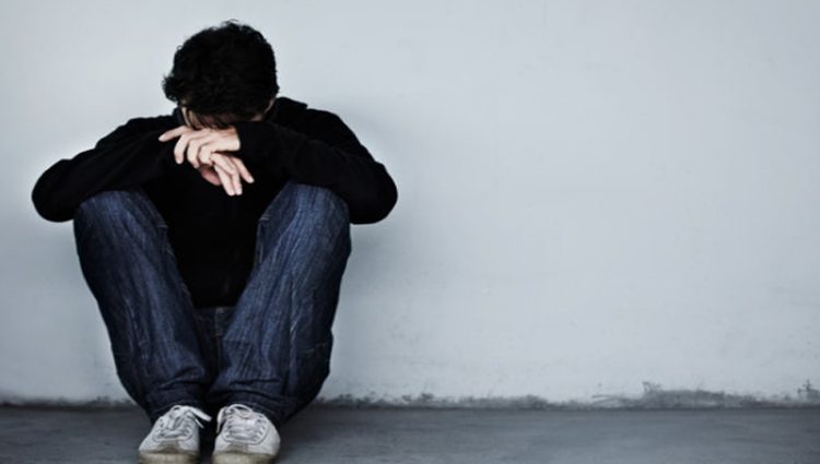 Psicólogo pide poner atención en los cambios de conducta, para prevenir los suicidios. (Foto Prensa Libre: Hemeroteca PL). 