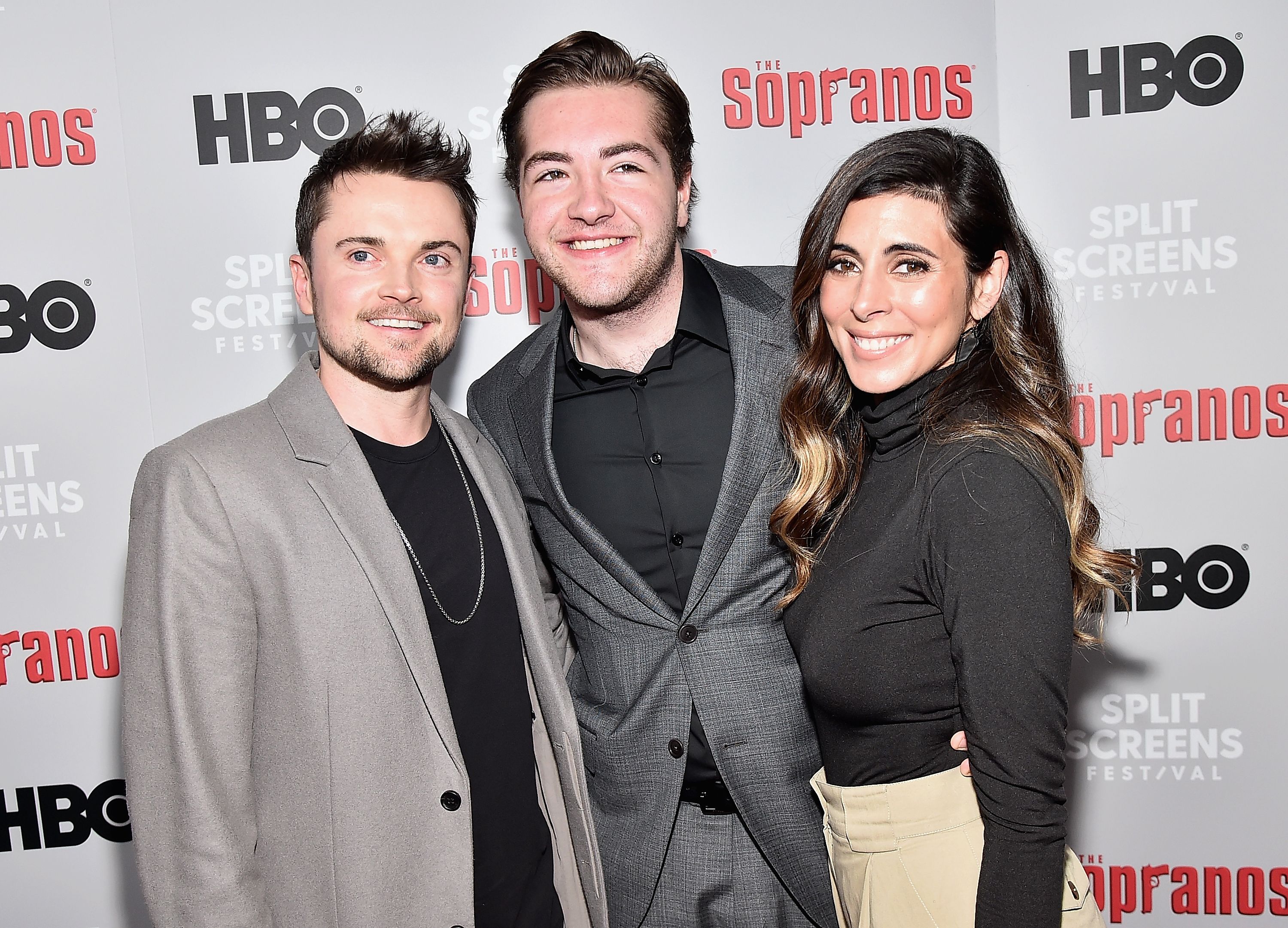 Robert Iler, Michael Gandolfini y Jamie-Lynn Sigler, en un evento por el 20 aniversario de Los Soprano. (Foto Prensa Libre: AFP)