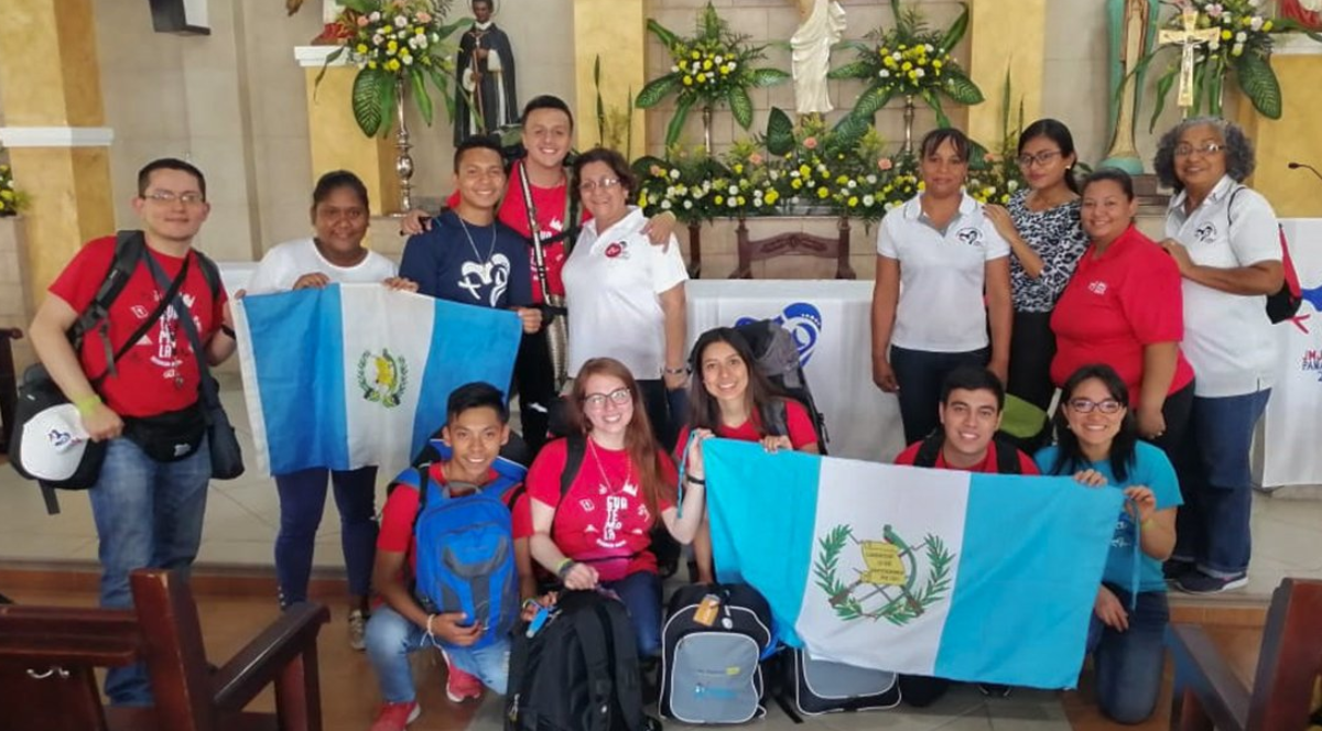 Durante esta semana varios grupos de jóvenes guatemaltecos han llegado a Panamá para participar en la JMJ. (Foto Prensa Libre: @jmjpenonome).