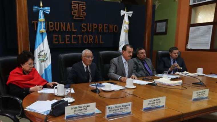 Magistrados titulares del Tribunal Supremo Electoral. (Foto Prensa Libre: Hemeroteca PL)
