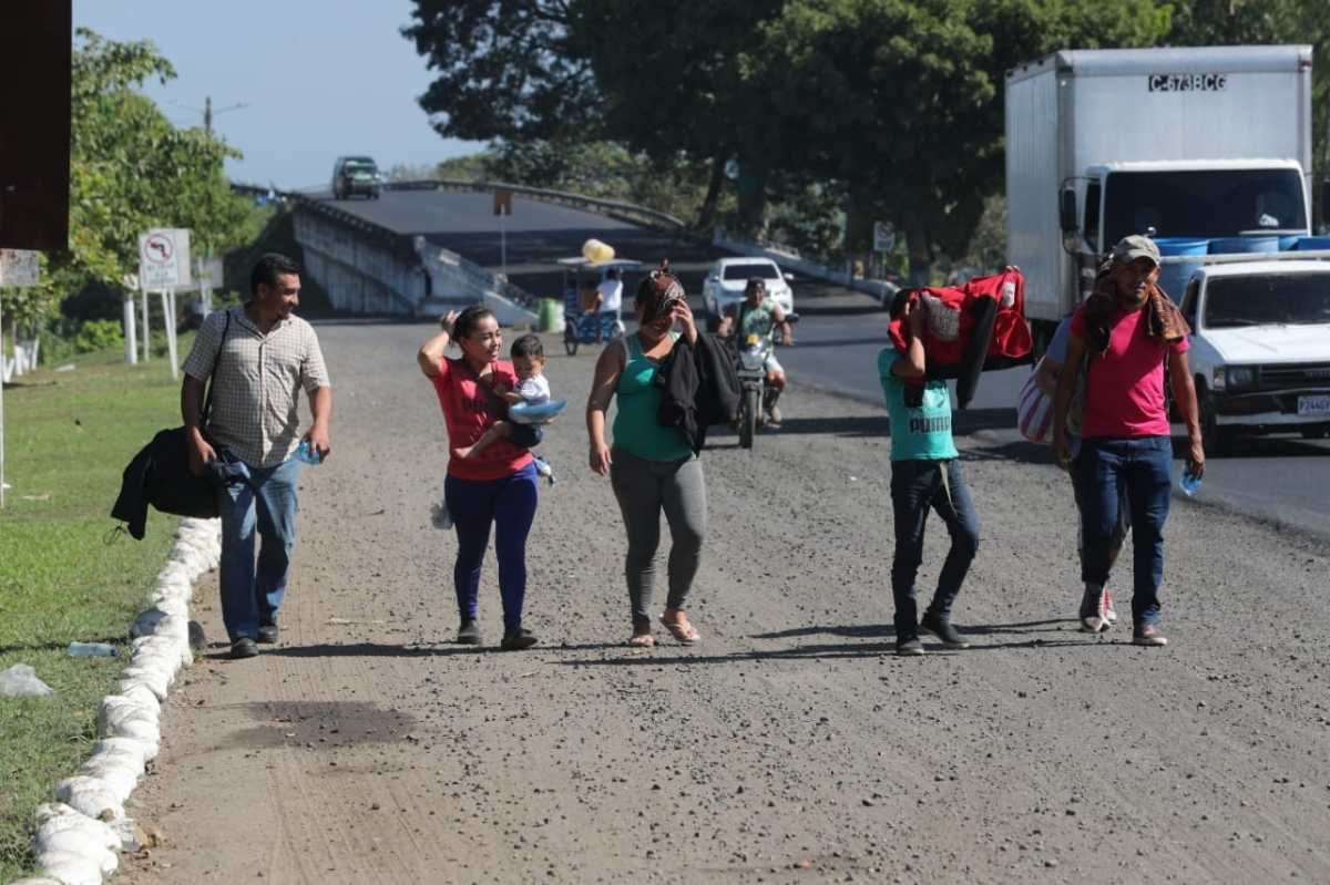 Migrante hondureña dio a luz en Guatemala en caravana de migrantes a EE. UU.