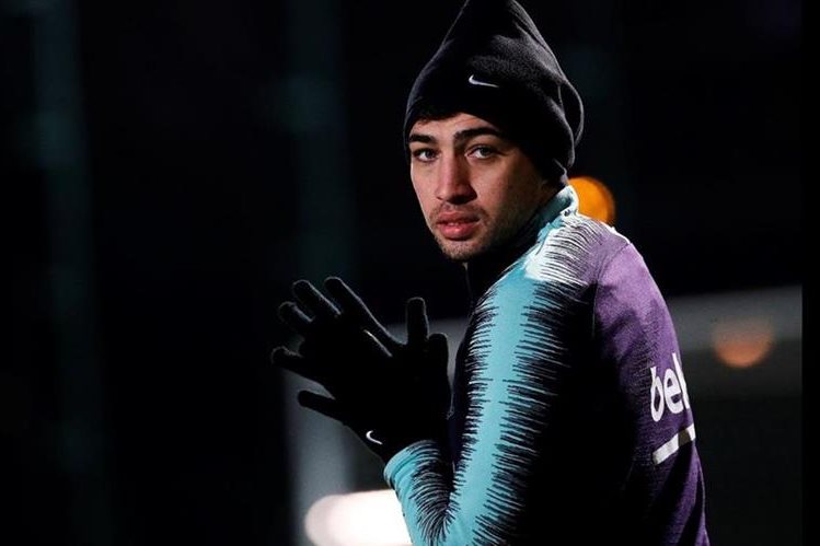 El delantero Munir El Haddadi se negó a renovar su contrato y fue separado del equipo. (Foto Prensa Libre: AFP).