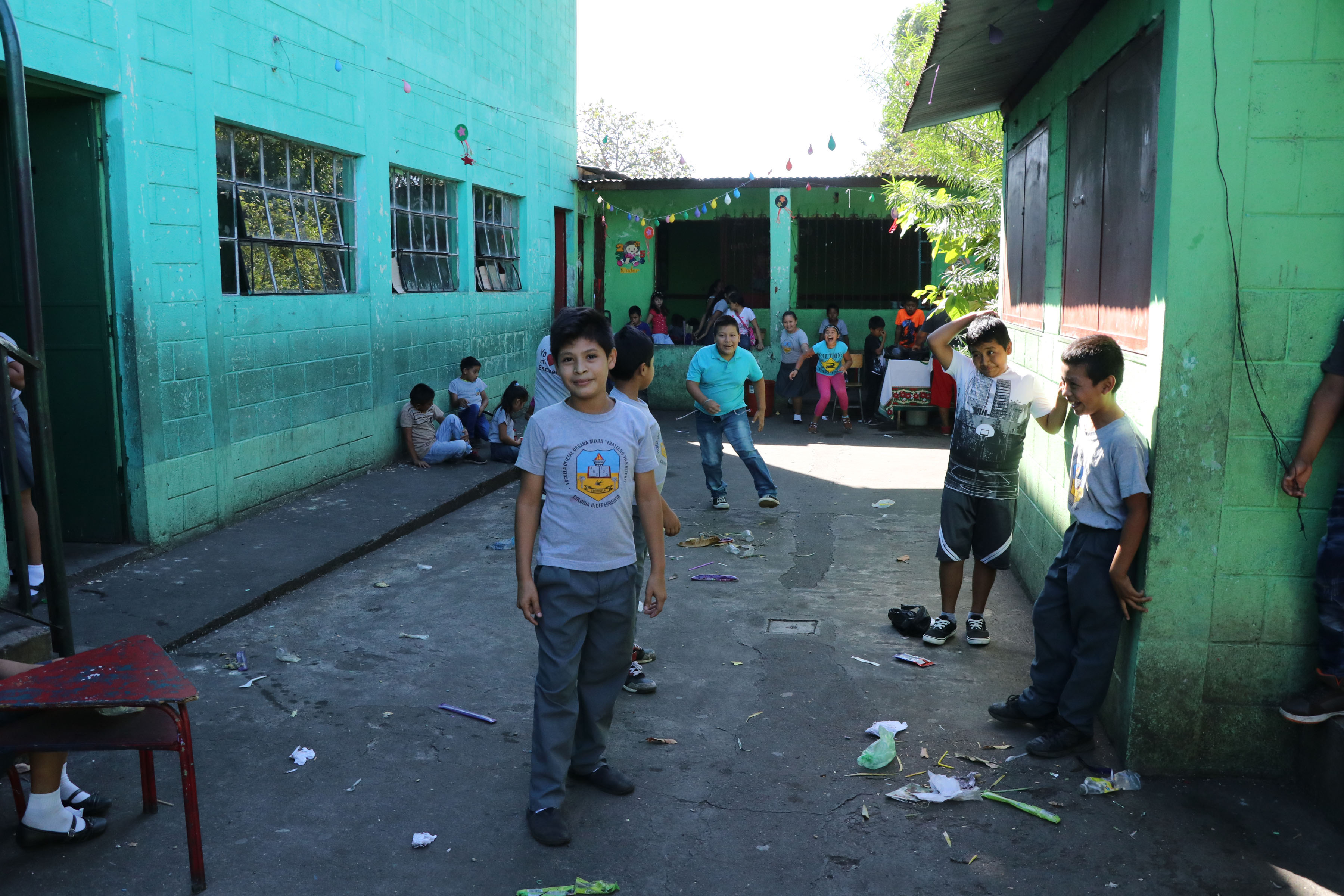 En la Escuela Oficial Urbana Mixta Fraterno Vila Betoret de Escuintla estudia 189 niños. (Foto Prensa Libre: Carlos Paredes)