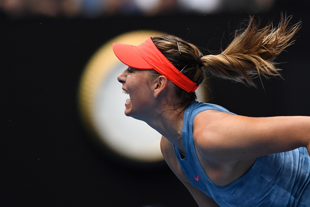 Maria Sharapova celebra la victoria sobre Caroline Wozniacki, en el Abierto de Australia. (Foto Prensa Libre: EFE)