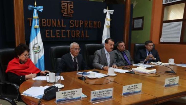 El TSE convocó a elecciones el 18 de enero. (Foto Prensa Libre: Hemeroteca PL)