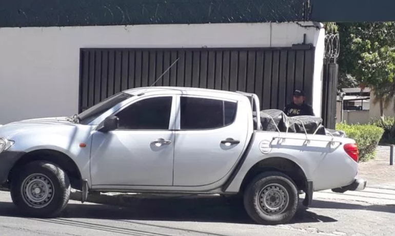 Uno de los vehículos que solicita la PNC fue usado para el resguardo de evidencia. (Foto Prensa Libre: Hemeroteca PL)