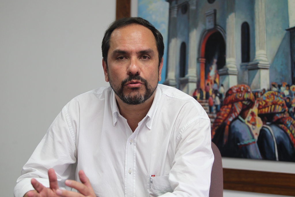 El abogado Alejandro Balsells es experto en Derecho Constitucional. (Foto Prensa Libre: Érick Ávila)