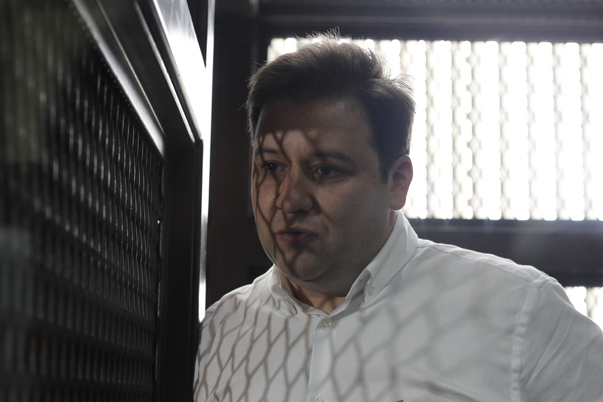 Roberto Barreda es acusado por la desaparición de su esposa Cristina Siekavizza. El Ministerio Público lo acusa por femicidio, maltrato contra menores y obstrucción de justicia. (Foto Prensa Libre: Hemeroteca)