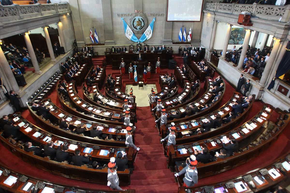 De los 158 diputados 15 enfrentan un proceso de antejuicio y podrían perder su curul. (Foto Prensa Libre: Hemeroteca PL)