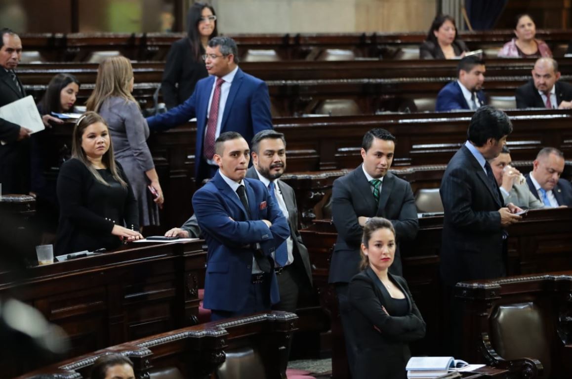 Diputados opositores no pudieron reunir los votos para el voto de falta de confianza para el ministro Alfonso Alonzo. (Foto Prensa Libre: Álvaro Interiano)