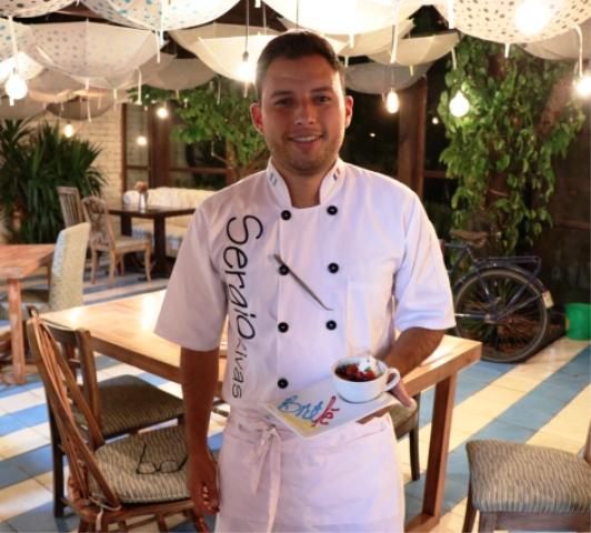 La pasión por la cocina del chef Sergio Rivas es “herencia” de su abuelo, un chef francés. (Foto Prensa Libre: María José Longo)