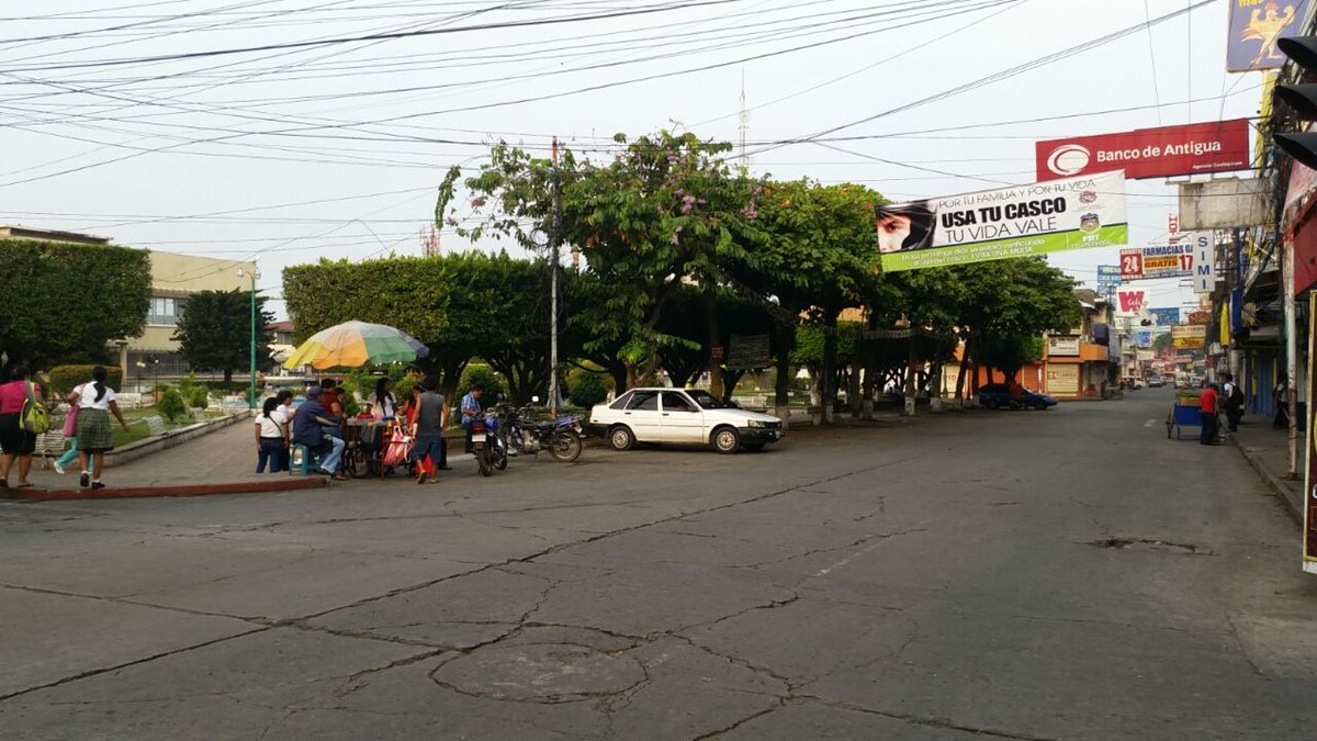 Vecinos de Coatepeque, Quetzaltenango, reportan que fue sensible el sismo. (Foto Prensa Libre: Alexánder Coyoy)