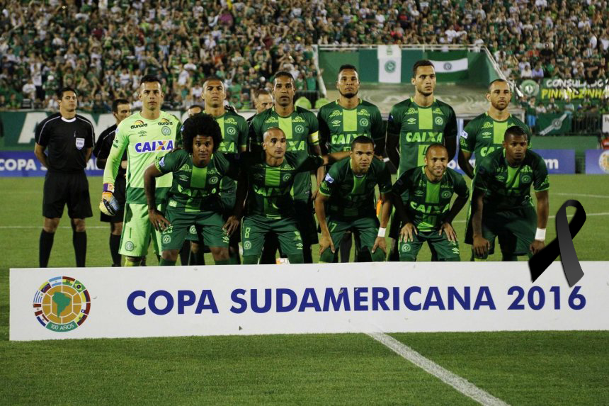 El Club Chapecoense fue declarado campeón de la Copa Sudamericana por Conmebol. (Foto Prensa Libre: EFE)