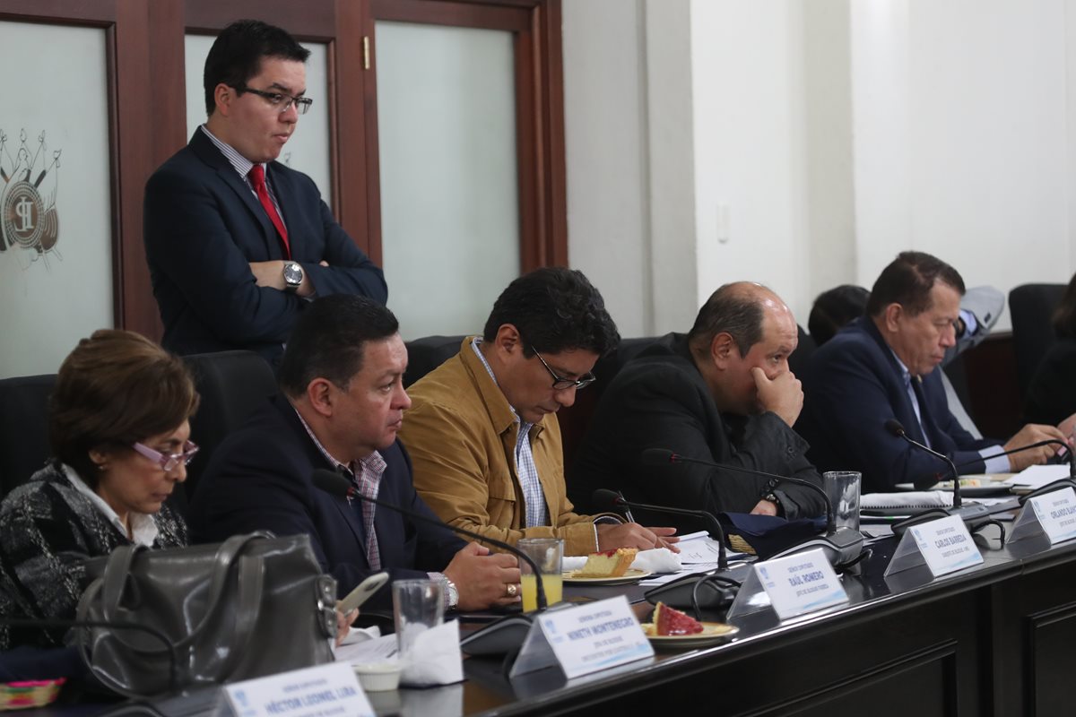Los jefes de bloques del Congreso acordaron que el martes se discuta en primer debate el proyecto de presupuesto 2019. (Foto Prensa Libre: Óscar Rivas)