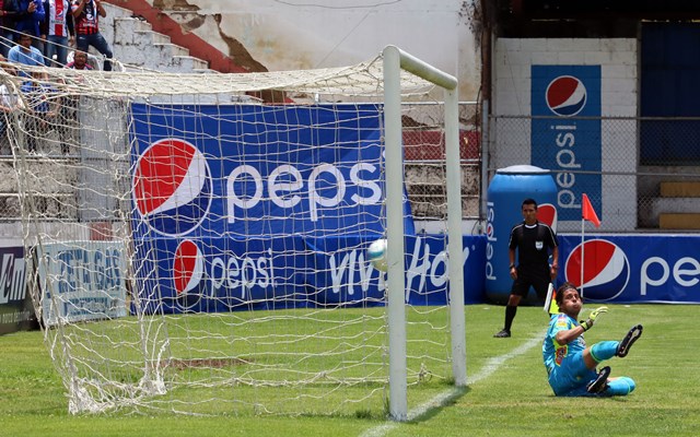 Víctor Bolívar fue determinante con el equipo de Antigua GFC en los últimos torneos. (Foto Prensa Libre: Carlos Ventura)