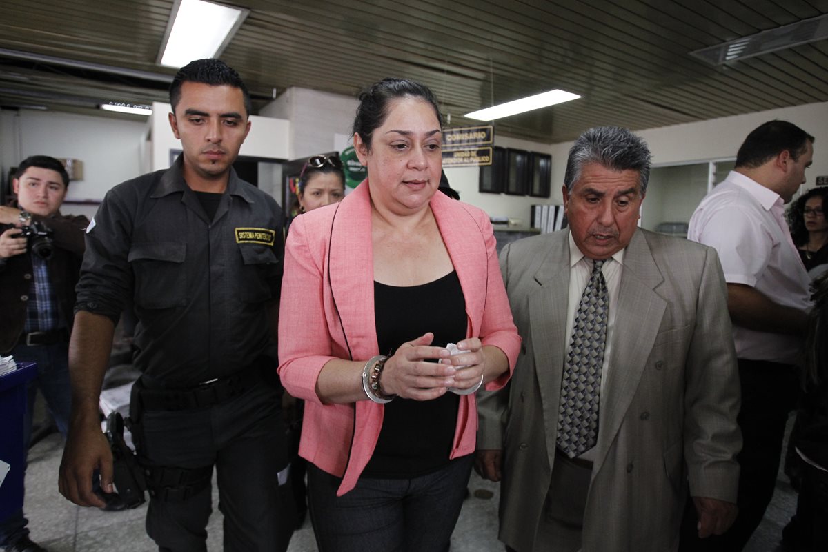 Reinoso queda sin arresto domiciliario y debe volver a prisión. (Foto Prensa Libre: Hemeroteca PL)