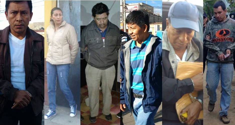 Capturados en Acatenango, Chimaltenango, y El Palmar, Quetzaltenango, son investigados por casos de corrupción en municipalidades. (Foto Prensa Libre: Carlos Ventura y Víctor Chamalé)