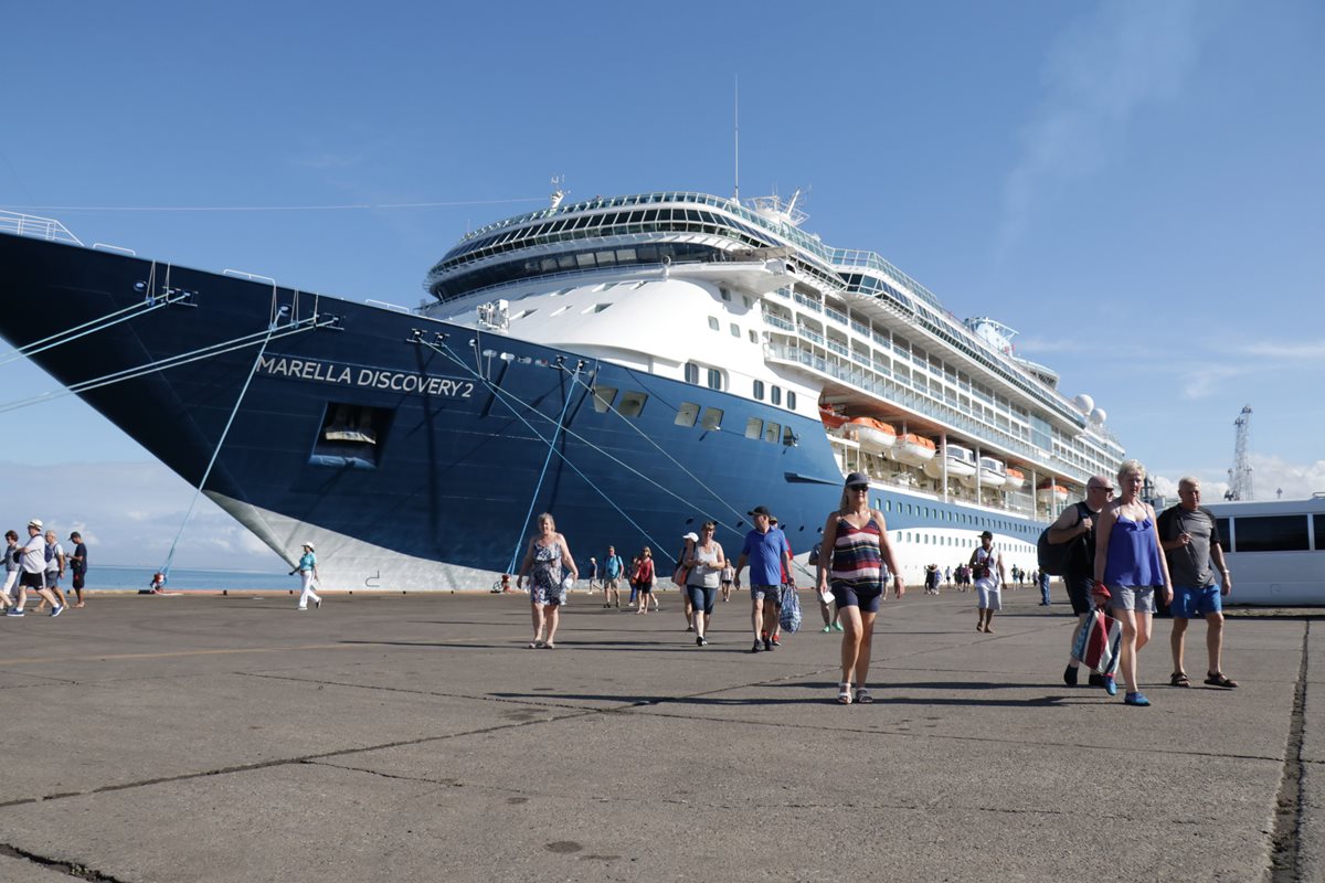 Se espera que durante esta temporada de cruceros arriben al país unos 41 mil turistas.(Foto Prensa Libre: Dony Stewart)