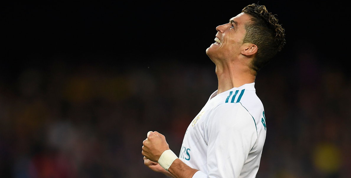 El portugués Cristiano Ronaldo es una de las figuras más importantes en el futbol mundial. (Foto Prensa Libre: AFP)