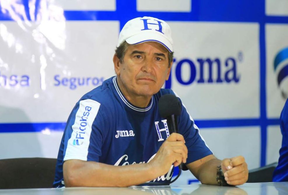 Jorge Luis Pinto, técnico de Honduras, comenzará a trabajar con la selección el 15 de mayo. (Foto Prensa Libre: AFP)