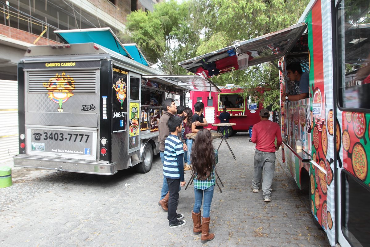 Conforman la Gremial de Food Trucks de Guatemala avalada a la Cámara de Comercio. (Foto Prensa Libre: Hemeroteca)