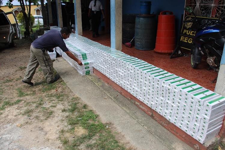 Los cigarrillos que comercializaba la red de contrabandistas procedían de Belice y eran trasladados en lanchas. (Foto HemerotecaPL)