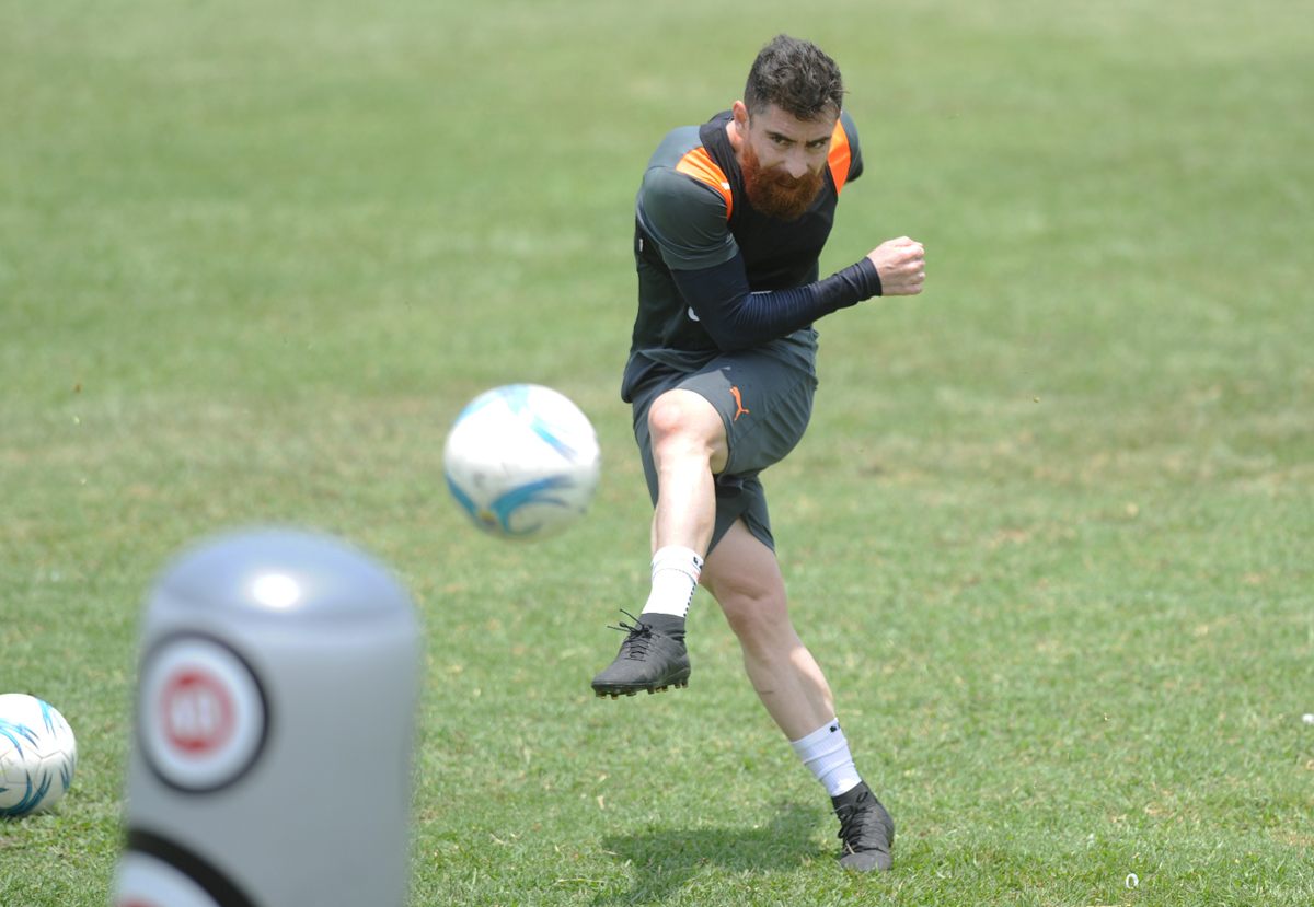 El capitán crema Jean Jonathan Márquez será determinante en el partido contra Antigua GFC. (Foto Prensa Libre: Francisco Sánchez)