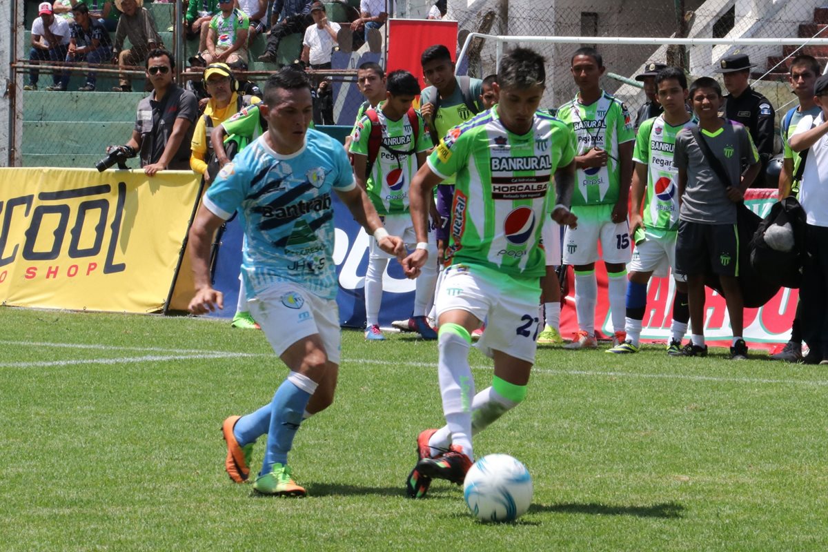 Antigua GFC se mantiene invicto en casa en el Torneo Apertura 2017. (Foto Prensa Libre: Víctor Chamalé)
