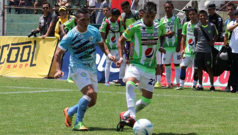 Antigua GFC se mantiene invicto en casa en el Torneo Apertura 2017. (Foto Prensa Libre: Víctor Chamalé)