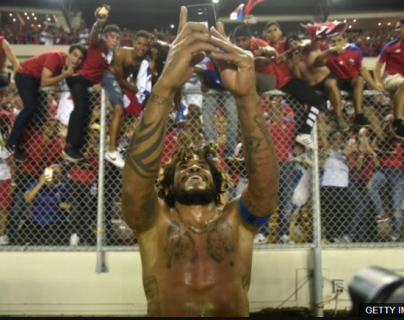 El dramático segundo que cambió para siempre la vida de Román Torres y el fútbol en Panamá