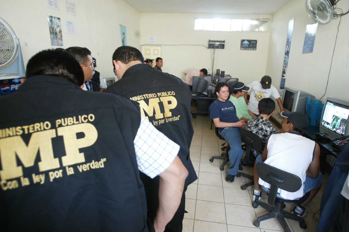 El Ministerio Público podrá detectar en la redes sociales y sitios en internet a las personas que difundan pornografía infantil. (Foto Prensa Libre: Hemeroteca PL)