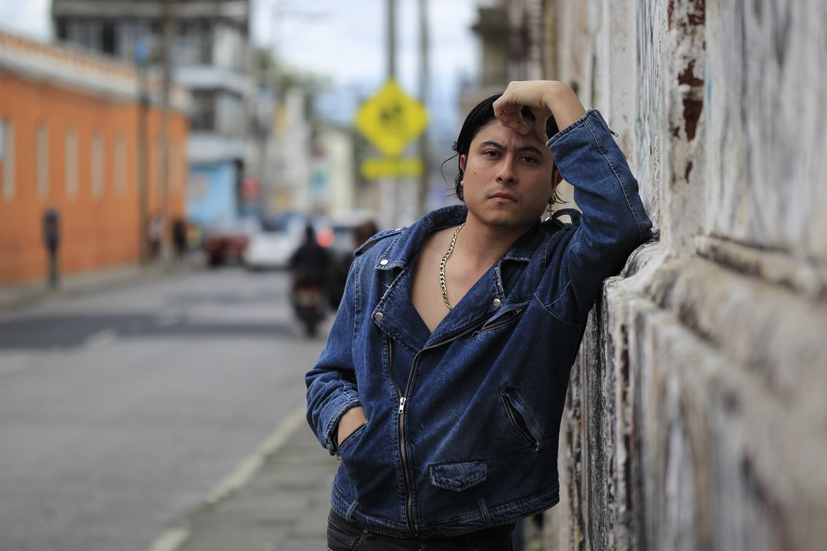 Juan Pablo Corado es un Dj guatemalteco que participa en el Nova Challenge y actualmente se encuentra entre los diez mejores. (Foto Prensa Libre: Carlos Hernández)
