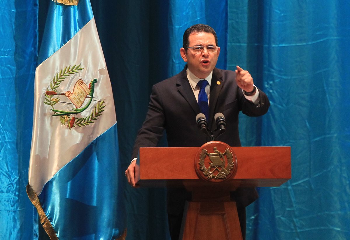El presidente Jimmy Morales defendió su gobierno, durante una presentación de Objetivos de Desarrollo efectuada ayer. (Foto Prensa Libre: Esbin García)