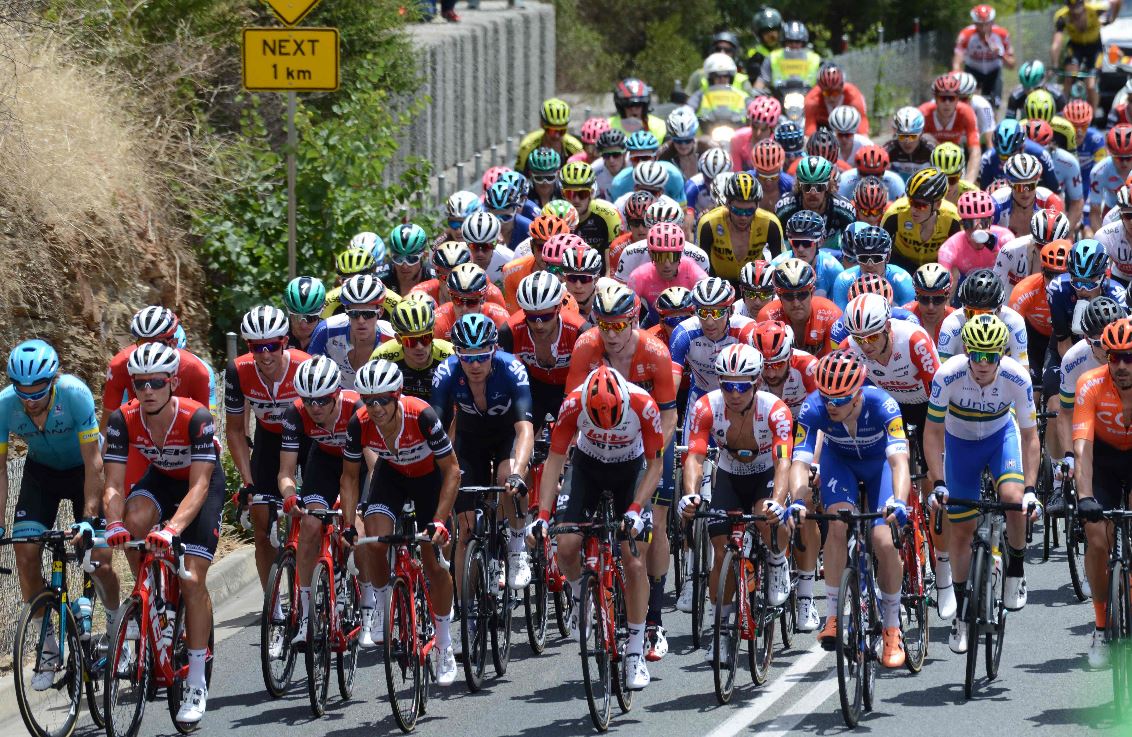 Las autoridades del ciclismo prohíben potente producto para el dolor. (Foto Prensa Libre: AFP).