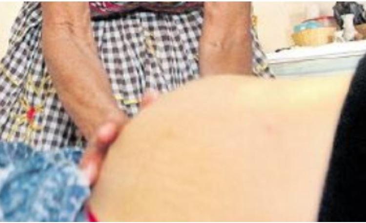 La comadrona será investigada por suposición de parto -imagen ilustrativa-. (Foto Prensa Libre: Hemeroteca PL).