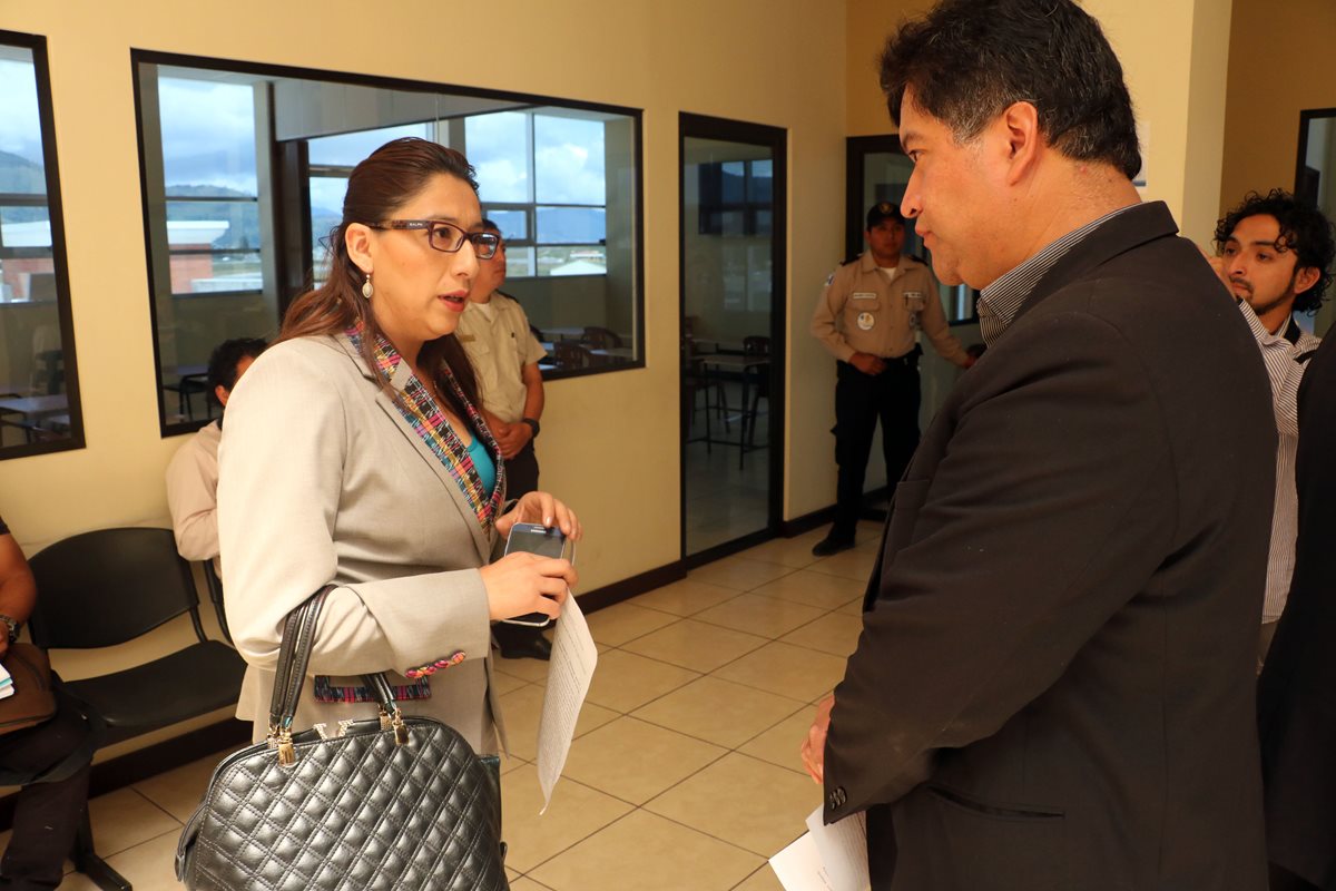 Sugieren quitarle inmunidad a gobernadora de Quetzaltenango 