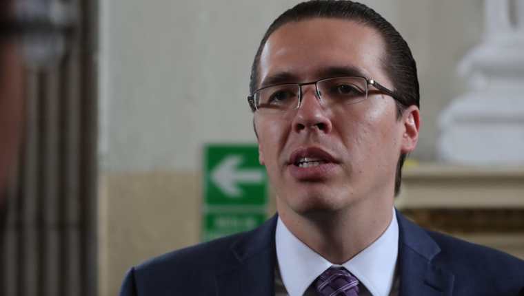 Felipe Alejos, primer vicepresidente de la Junta Directiva del Congreso, enfrenta un proceso de antejuicio a solicitud del MP y la Cicig. (Foto Prensa Libre: Hemeroteca PL)