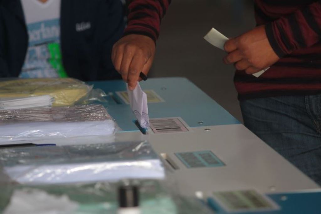 La oferta electoral de cara a las elecciones de 2019 podría ser hasta de 30 partidos. (Foto Prensa Libre: Hemeroteca PL)
