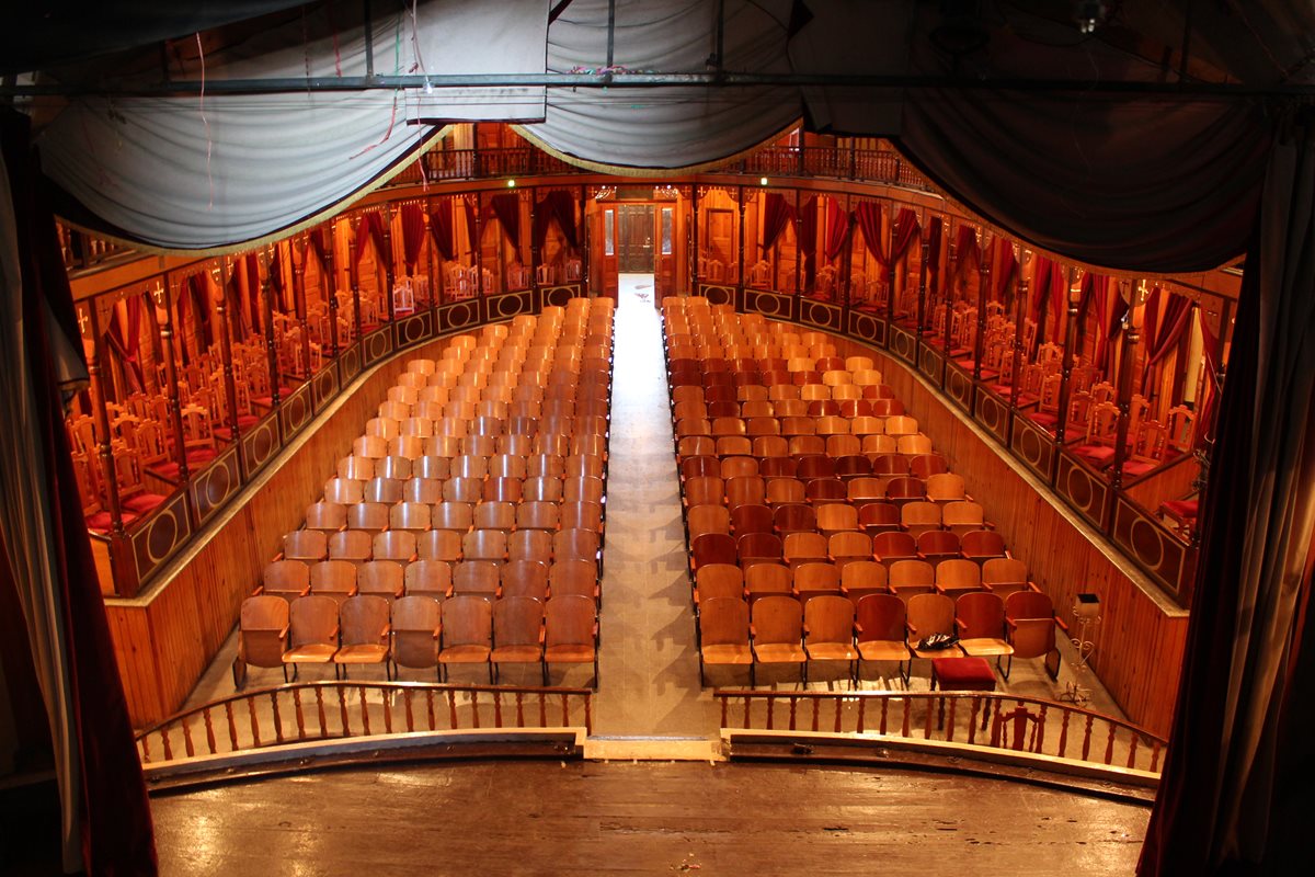 Vista interior del Teatro Municipal de Huehuetenango