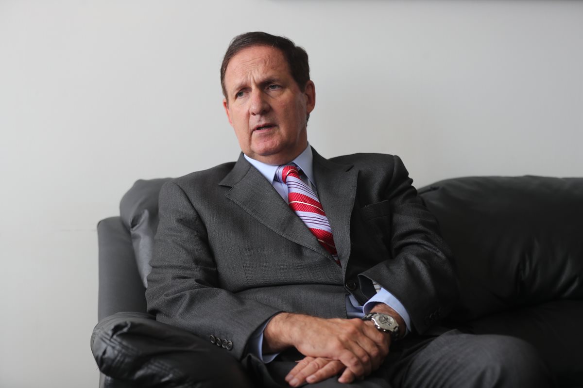 Marco Augusto García Noriega, presidente del Cacif dijo que la economía podría cerrar este año en 2.7% atribuido en parte a la baja de precios en el mercado internacional. (Foto Prensa Libre: Óscar Rivas Pu)